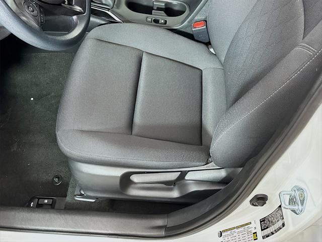 Vehicle image 16 of 23