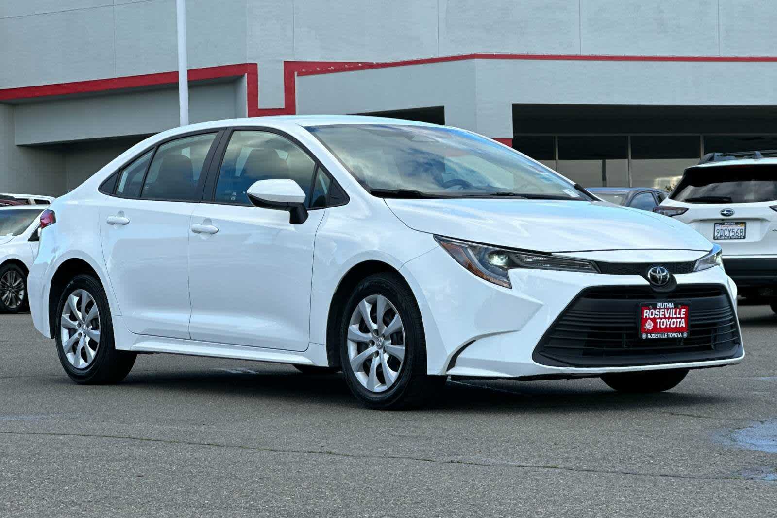 Vehicle image 6 of 31