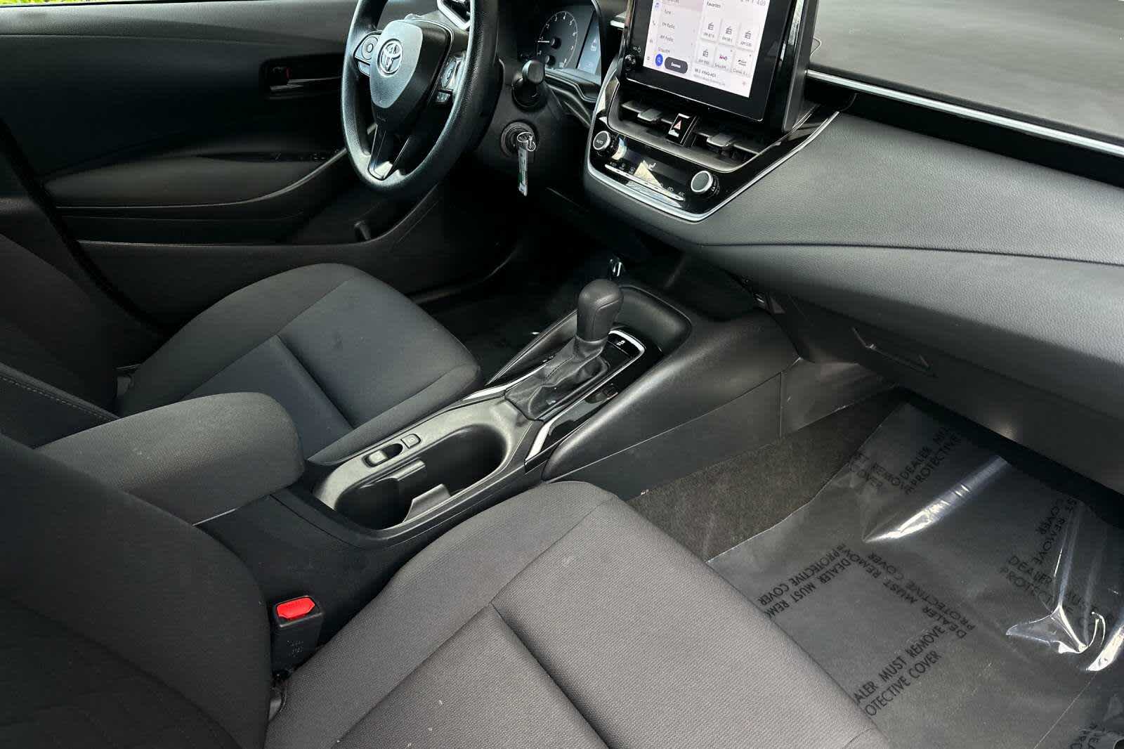 Vehicle image 16 of 31