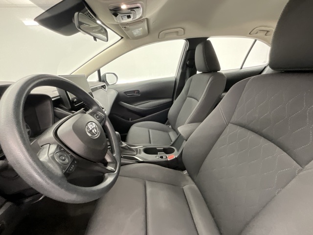 Vehicle image 12 of 31