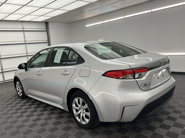 Vehicle image 6 of 31