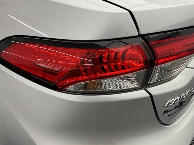 Vehicle image 25 of 31