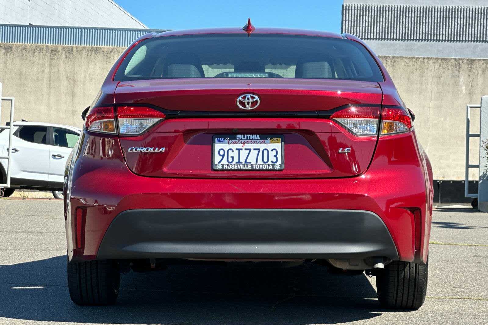 Vehicle image 5 of 32