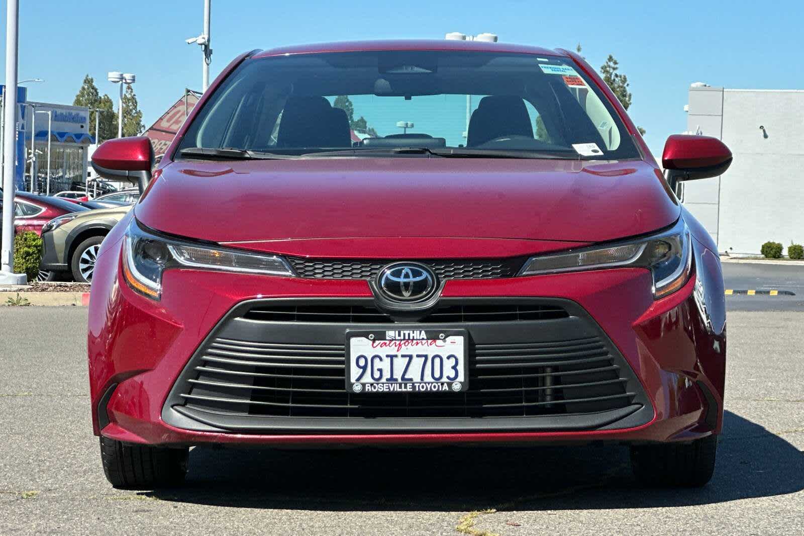 Vehicle image 4 of 32