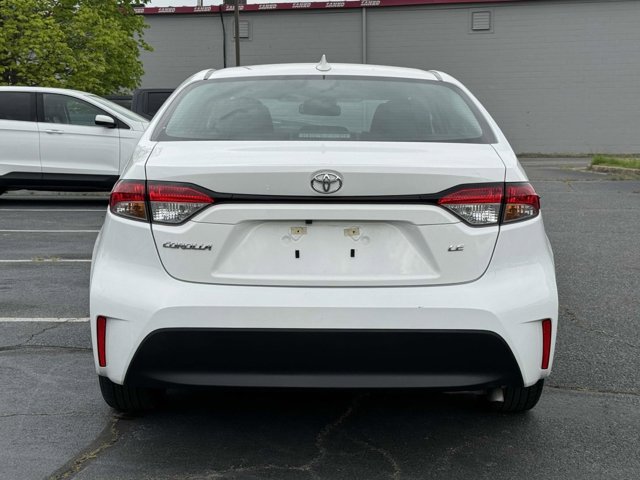 Vehicle image 4 of 27