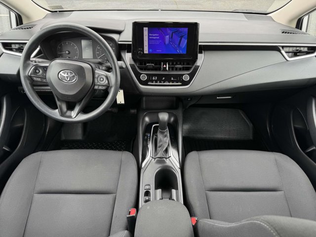 Vehicle image 11 of 27