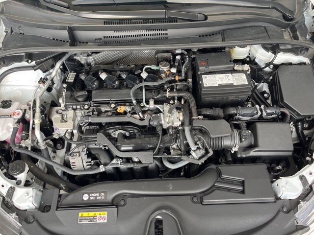 Vehicle image 21 of 43