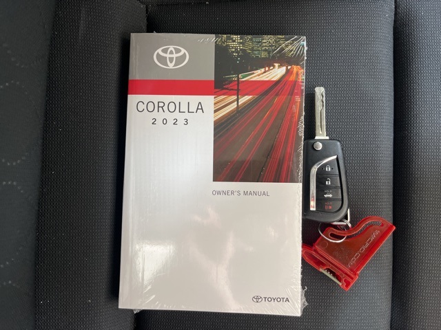 Vehicle image 15 of 43