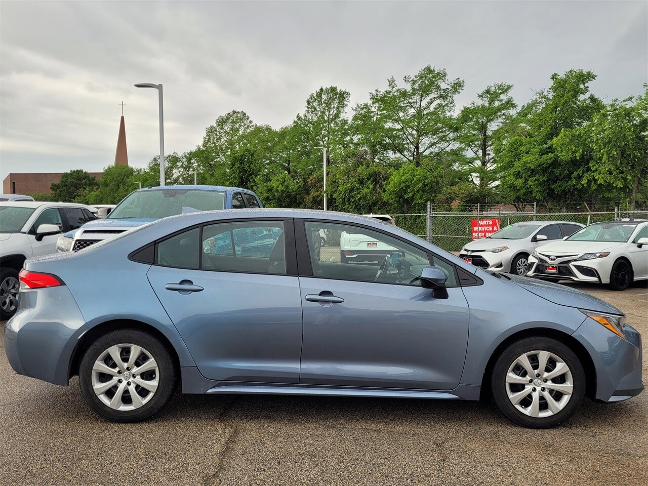 Vehicle image 5 of 25