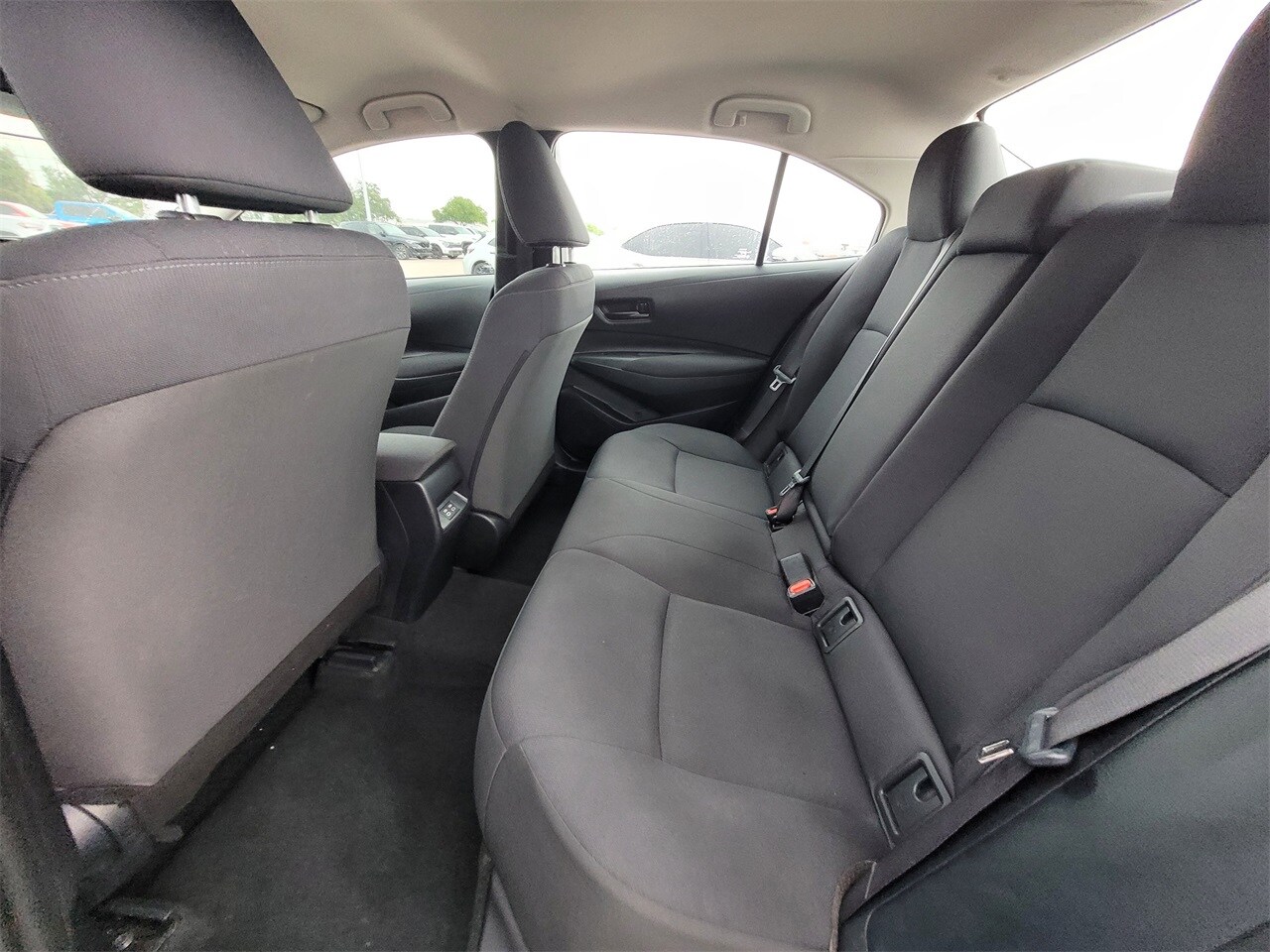 Vehicle image 24 of 25