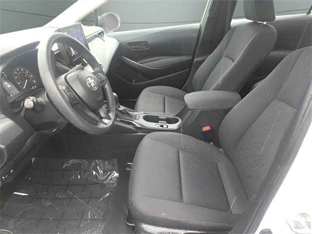 Vehicle image 22 of 25