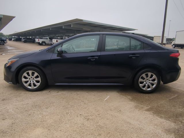 Vehicle image 2 of 31