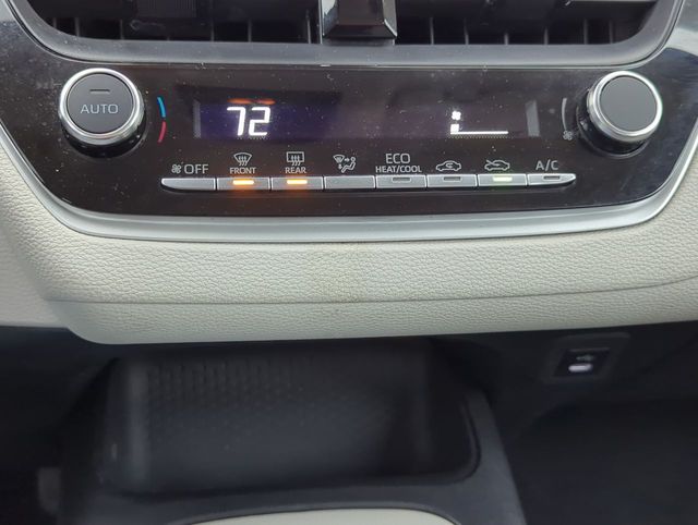 Vehicle image 16 of 31