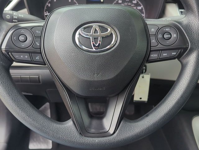 Vehicle image 11 of 31