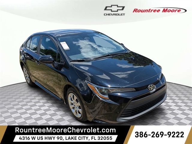 Vehicle image 4 of 28