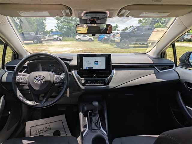 Vehicle image 15 of 28