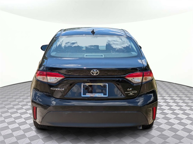 Vehicle image 7 of 28