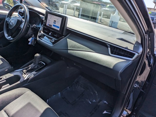Vehicle image 12 of 25