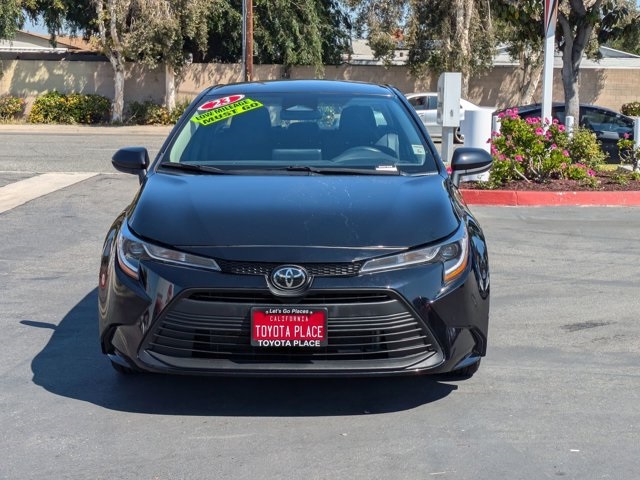 Vehicle image 4 of 25