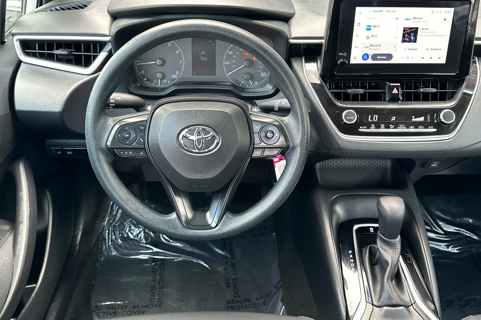 Vehicle image 14 of 28
