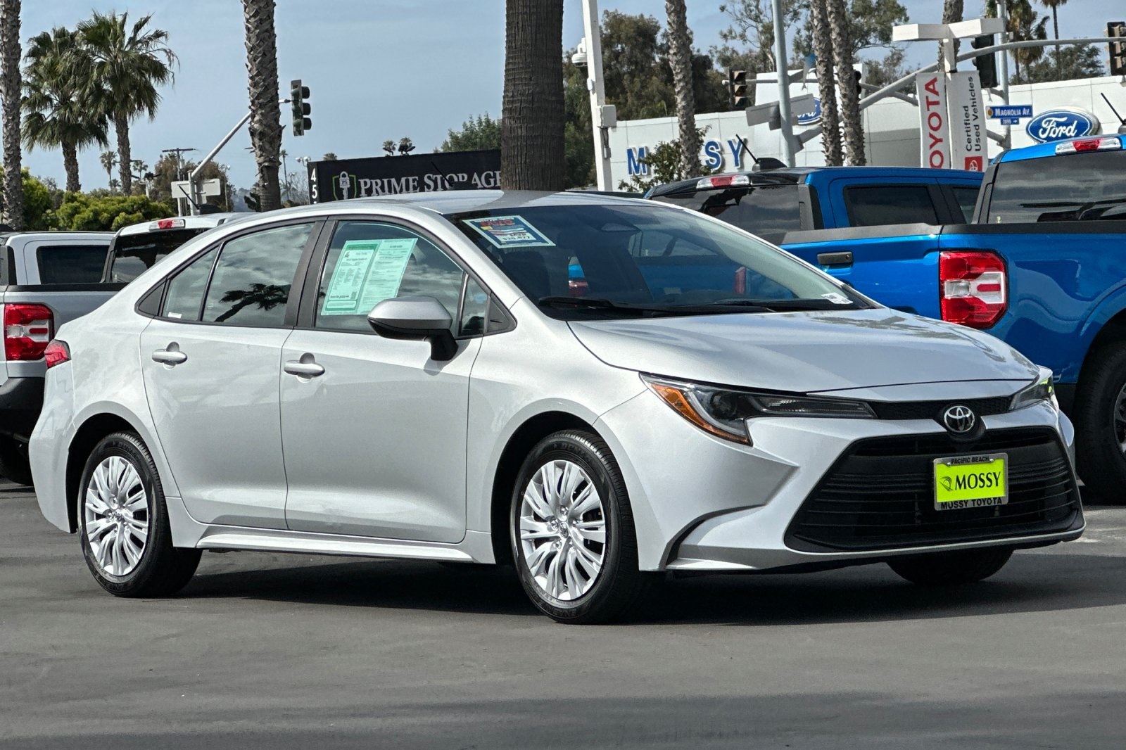 Vehicle image 6 of 28