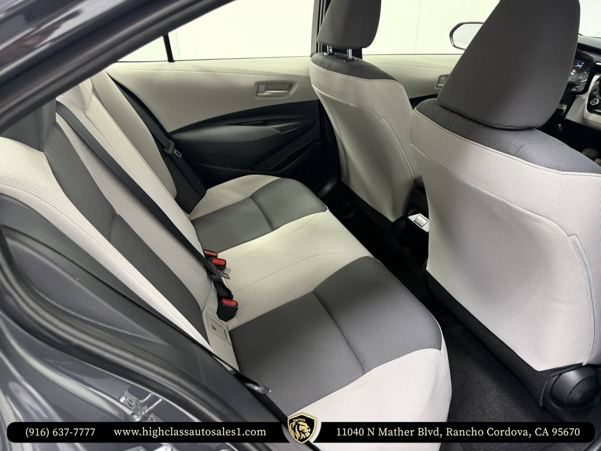 Vehicle image 26 of 62