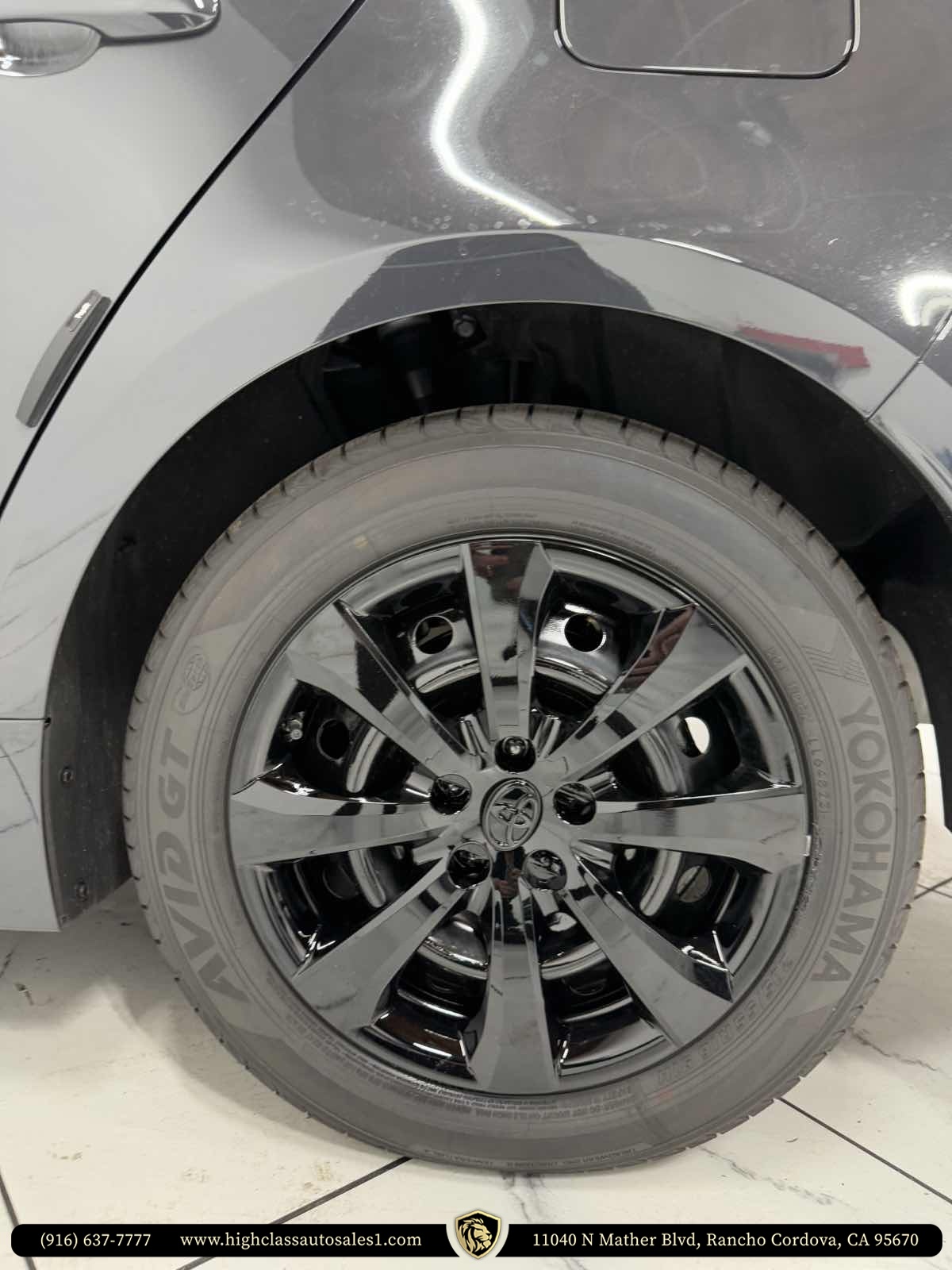 Vehicle image 59 of 62