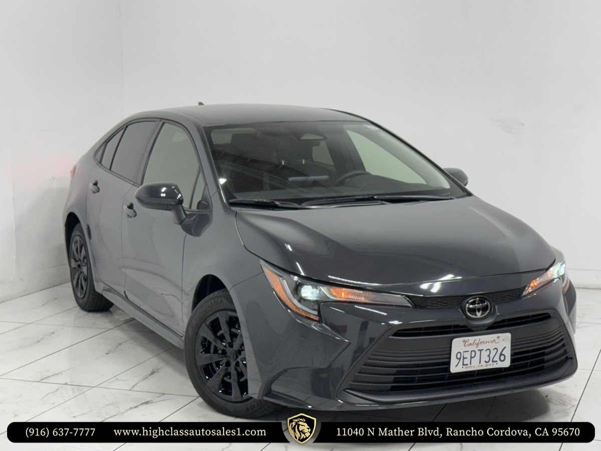 Vehicle image 5 of 62