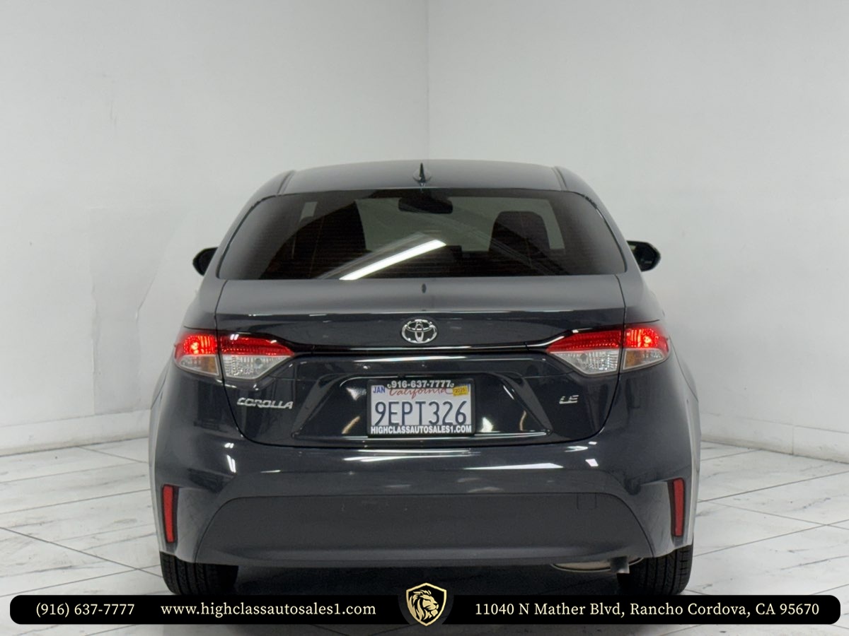Vehicle image 4 of 62