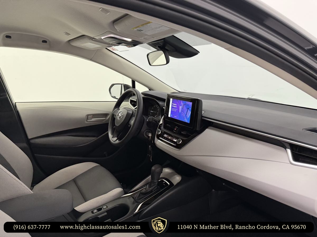Vehicle image 31 of 62