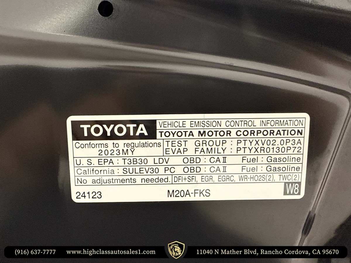 Vehicle image 57 of 62