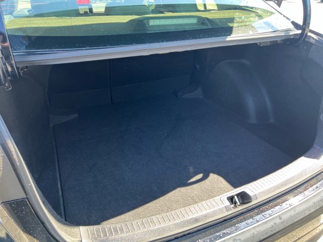 Vehicle image 23 of 29