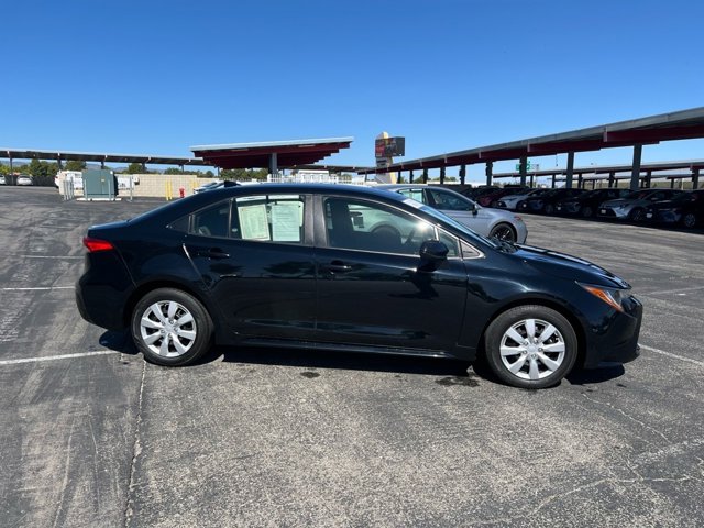 Vehicle image 7 of 29