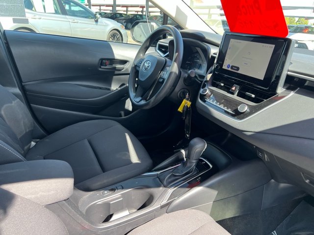 Vehicle image 19 of 29