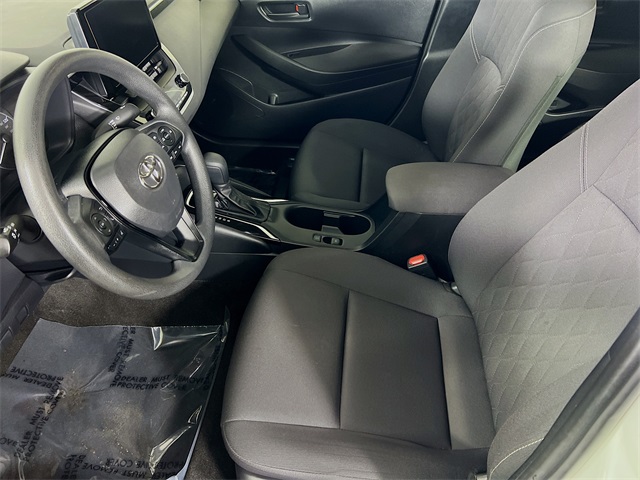 Vehicle image 21 of 41