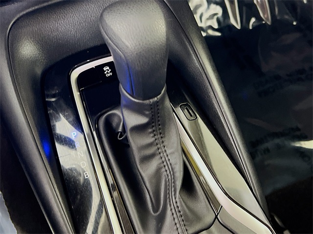 Vehicle image 17 of 41