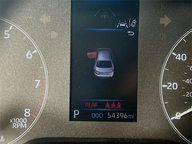 Vehicle image 12 of 41