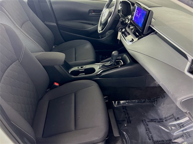Vehicle image 27 of 41