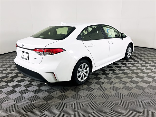 Vehicle image 3 of 41