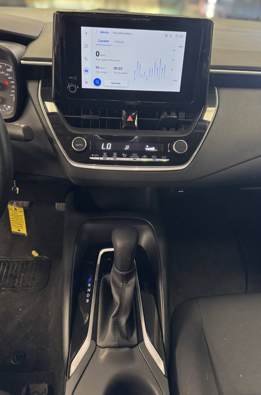 2023 Toyota Corolla LE Image 24 of 25