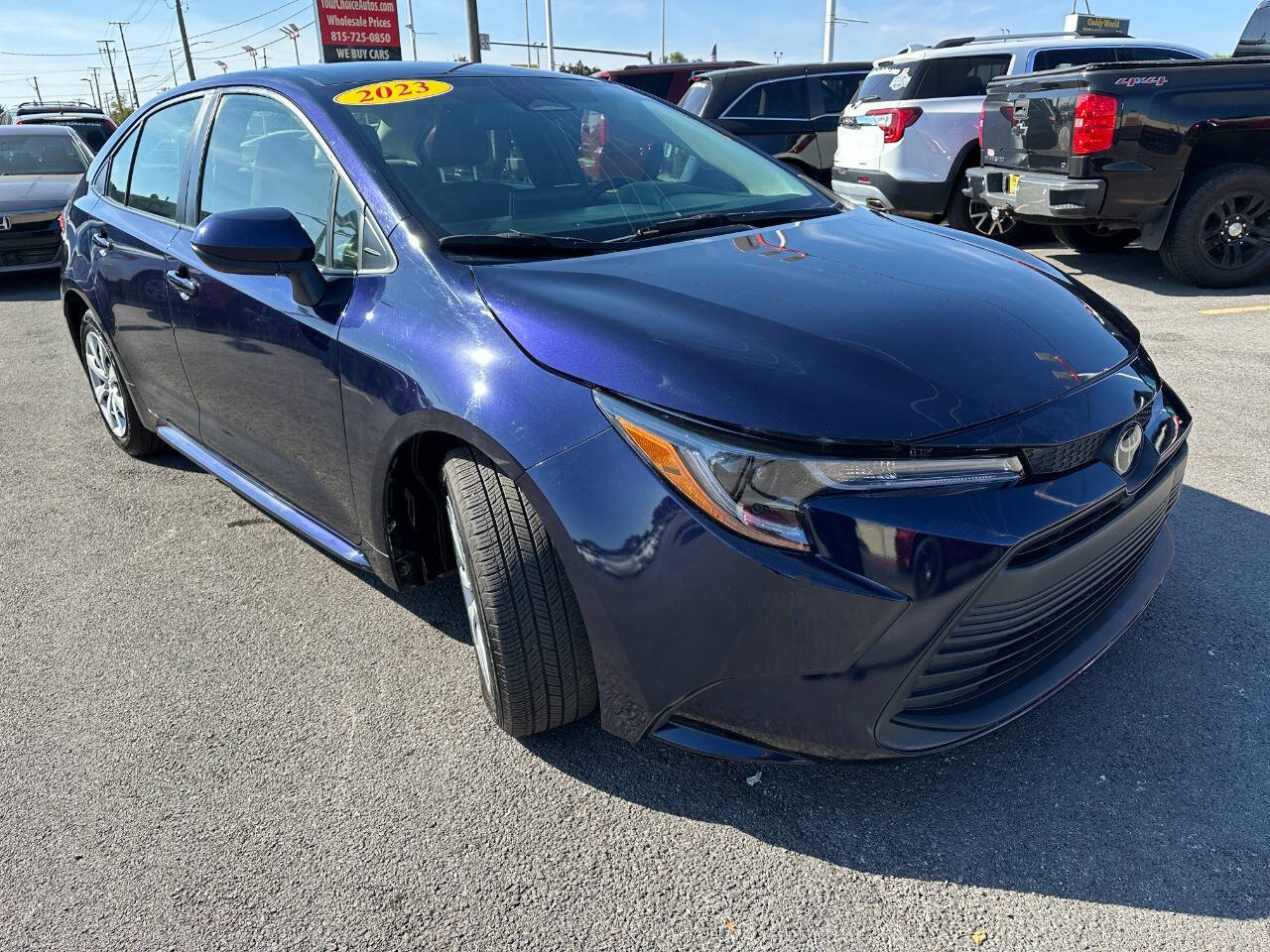2023 Toyota Corolla LE Image 3 of 52