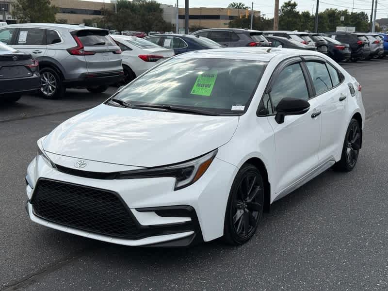 2023 Toyota Corolla SE Image 1 of 26