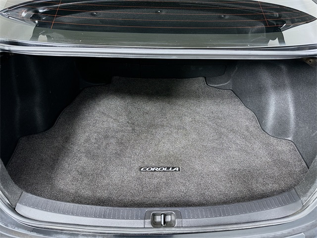 Vehicle image 8 of 25