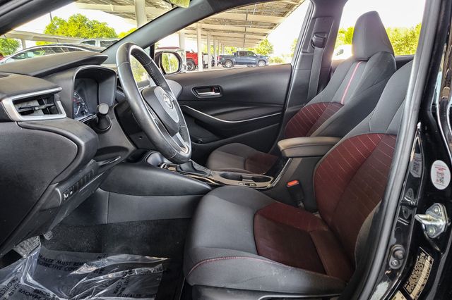 Vehicle image 3 of 24