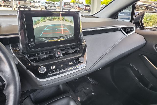Vehicle image 9 of 24