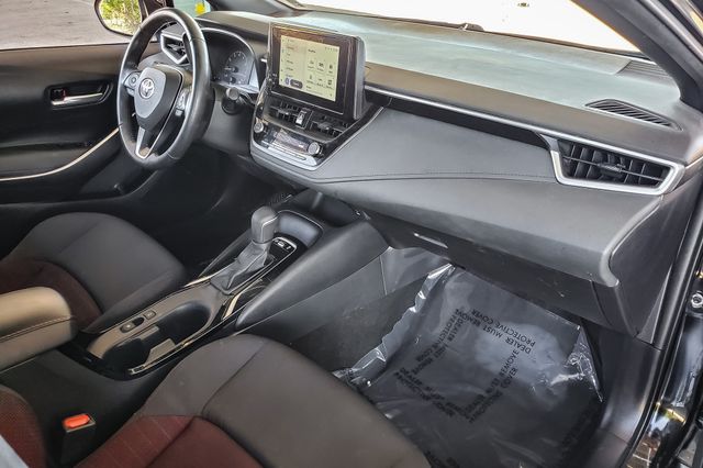 Vehicle image 14 of 24