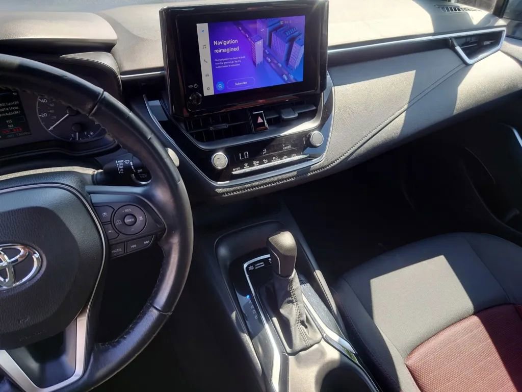 Vehicle image 23 of 30