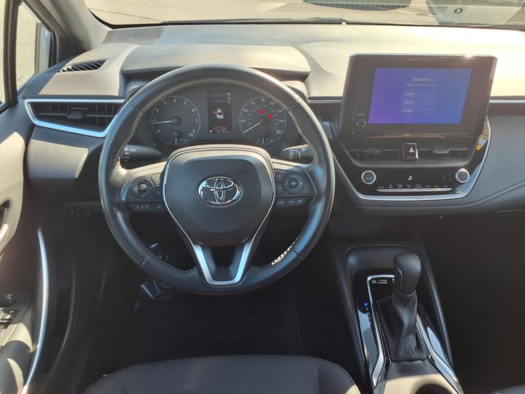 Vehicle image 11 of 26