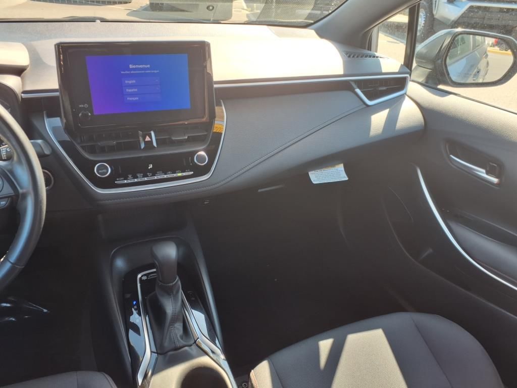 Vehicle image 22 of 26