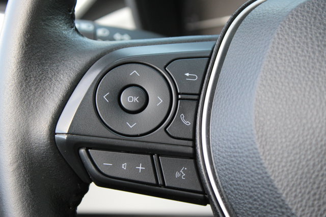 Vehicle image 23 of 28